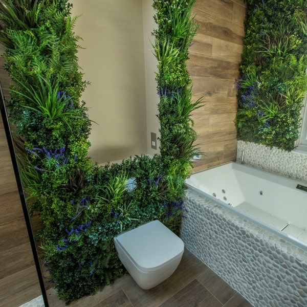 VistaFolia by VistaGreen Living Wall Foliage Wall in Bathroom